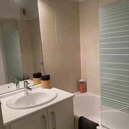 Avec Terrasse Nîmes